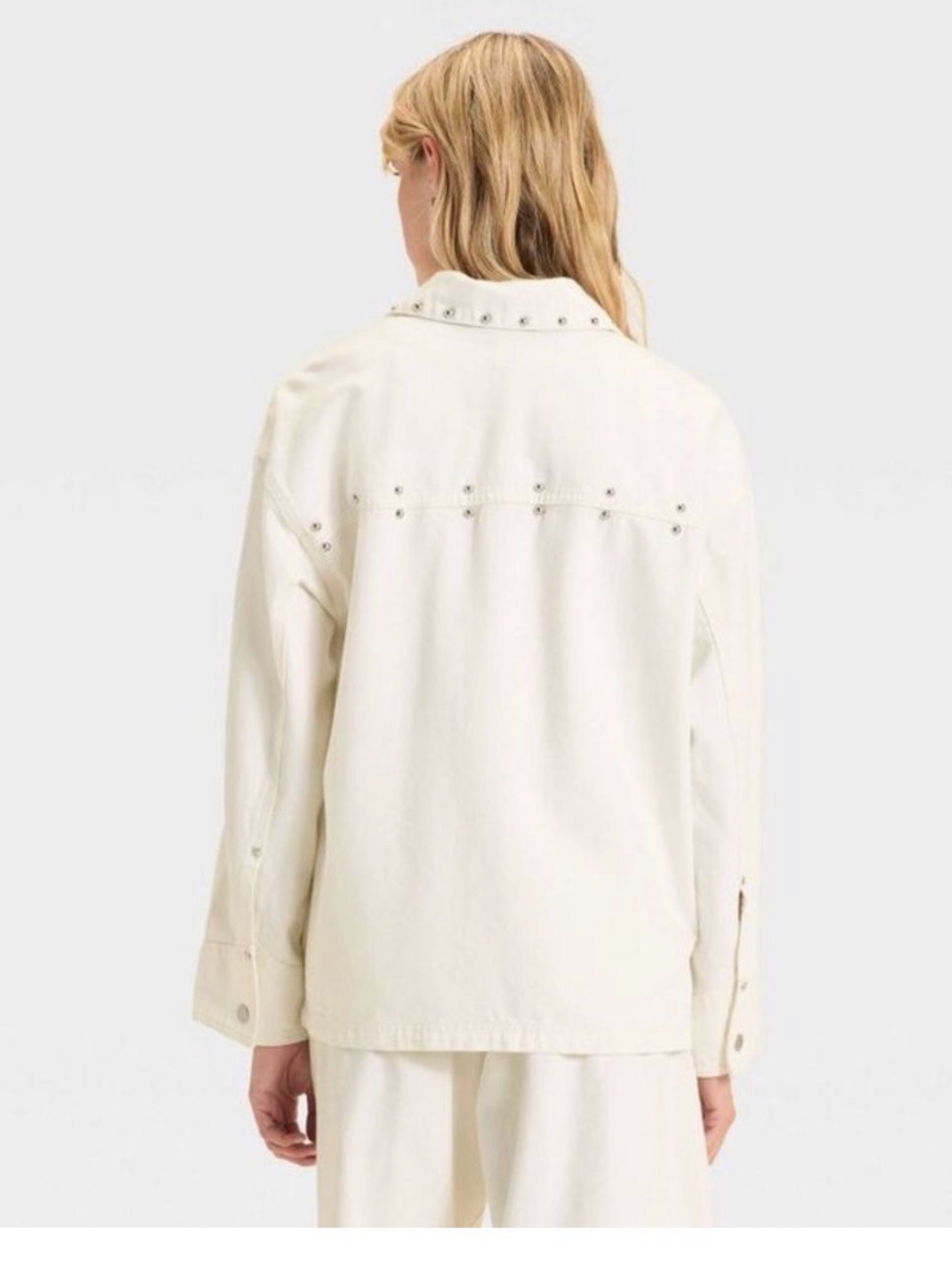 Universal Thread Cream Studded Button-Front Jean Jacket- Size Small - Picture 3 of 4